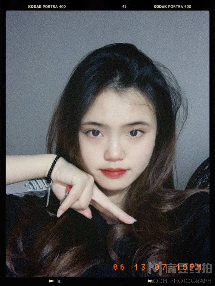 校园模特