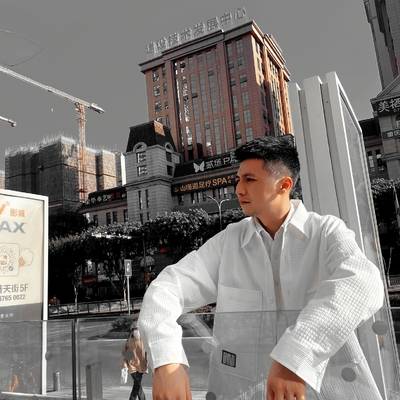 黑白模特