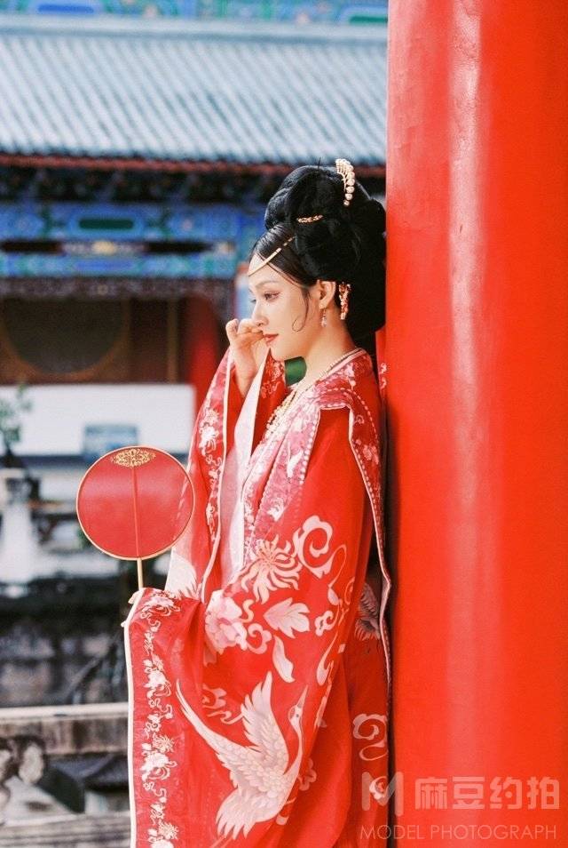胶片模特