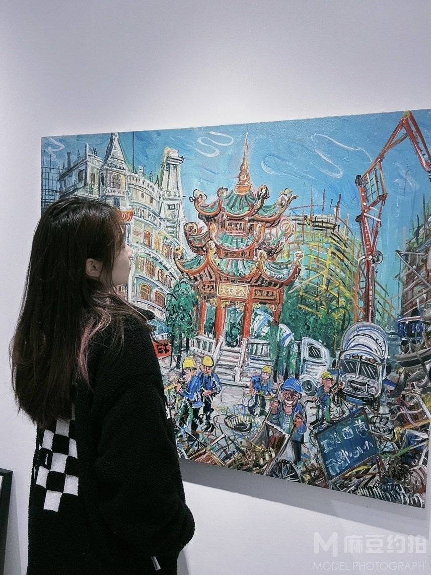 情绪模特