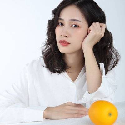 黑白模特