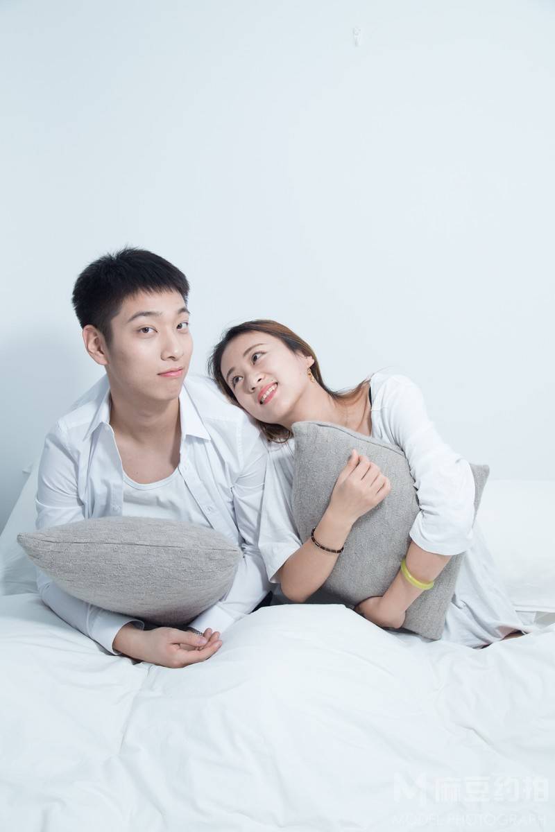 情侣模特