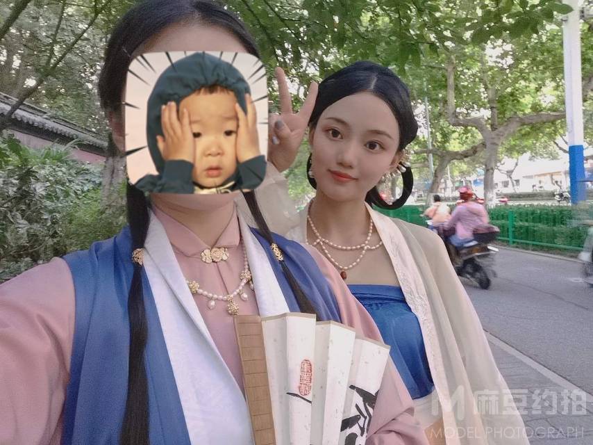 校园模特