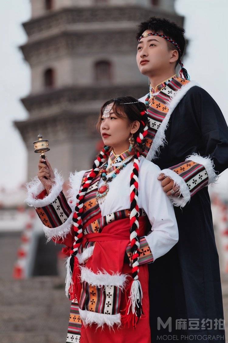 汉服模特