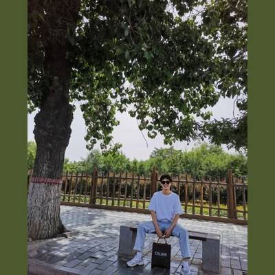 黑白模特