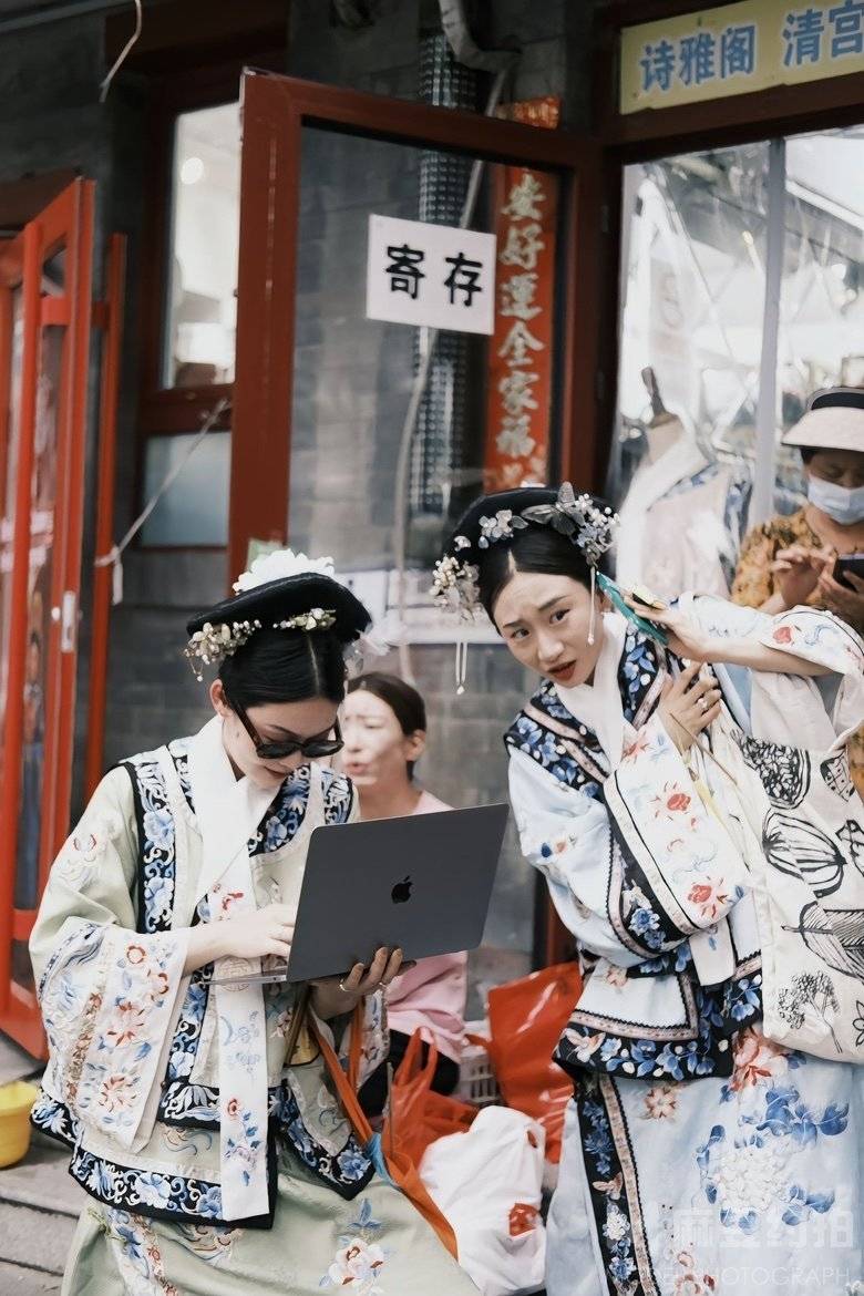 汉服模特