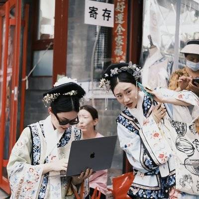汉服模特