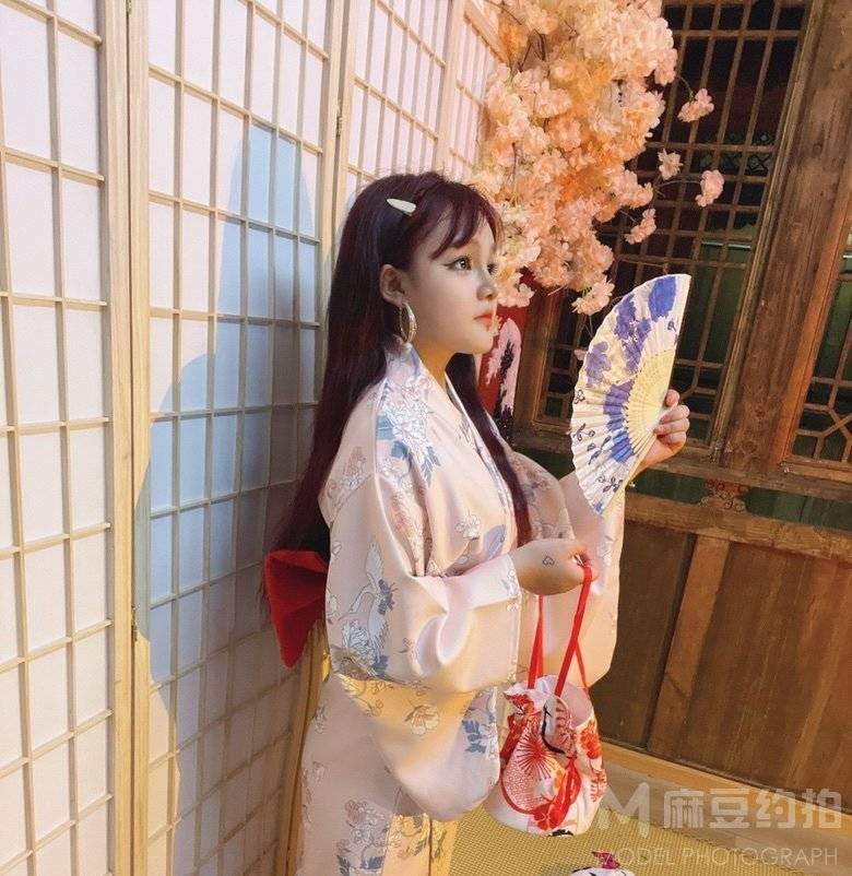 和服模特