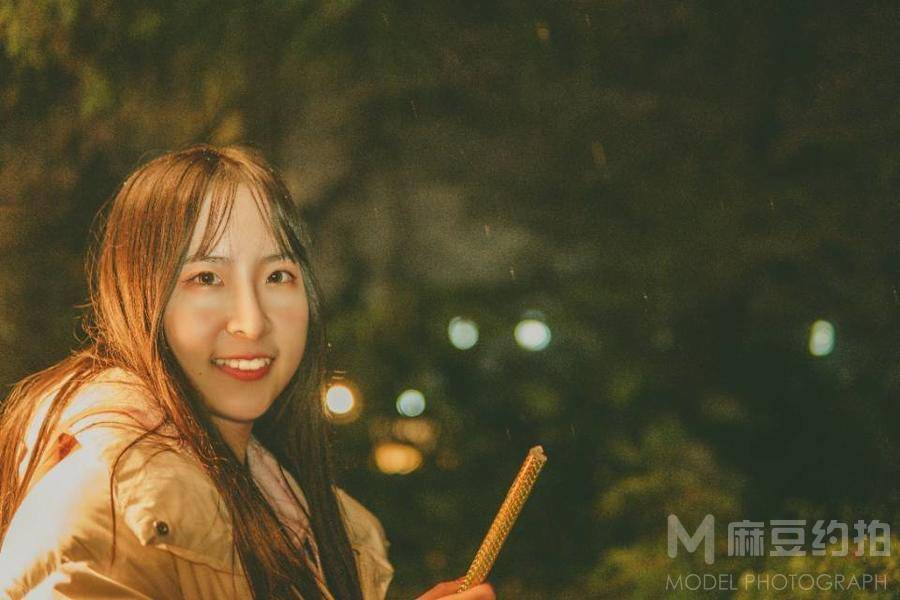 夜景模特