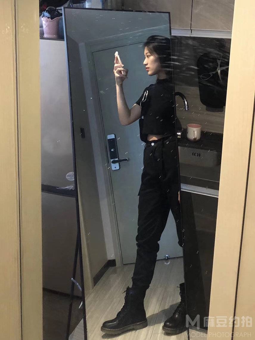 暗黑模特