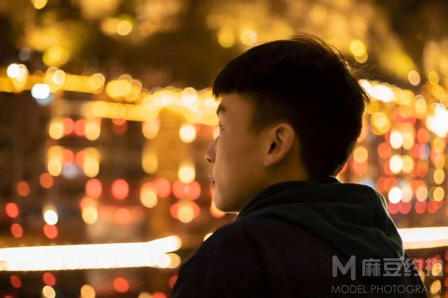 夜景模特