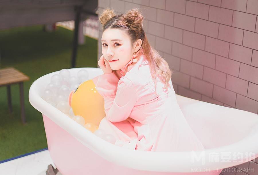 妆容模特