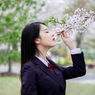 校园模特