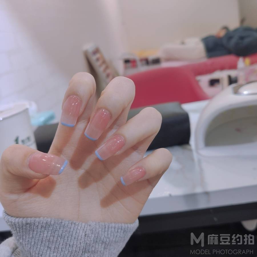 清新模特