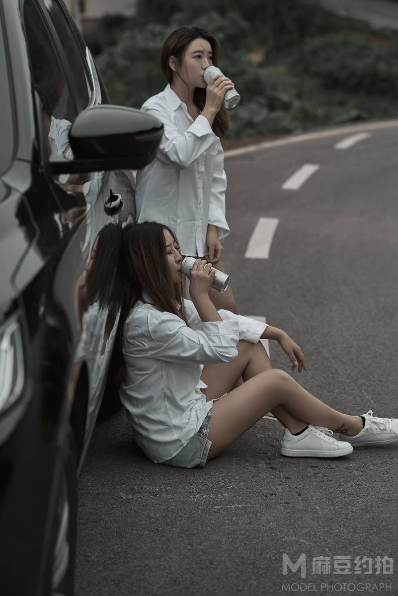 情绪模特