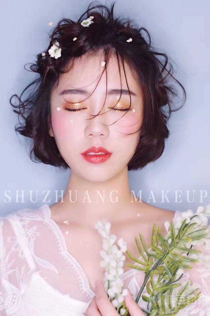 妆容模特
