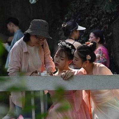 汉服模特