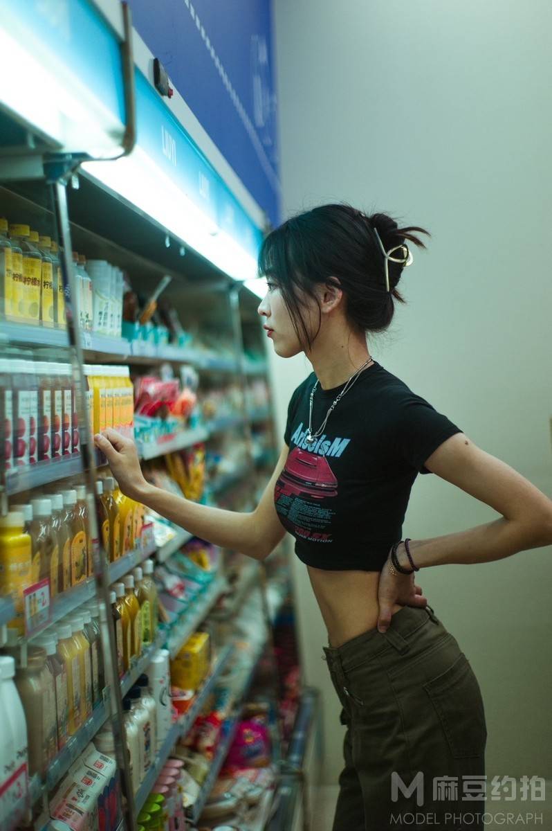 胶片模特