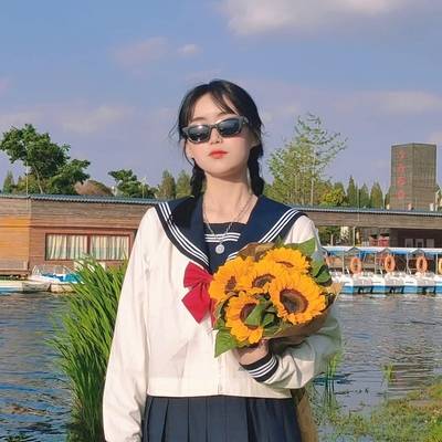 宝丽来模特