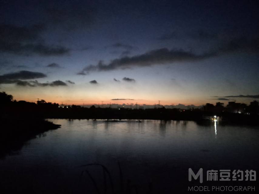 纪实模特