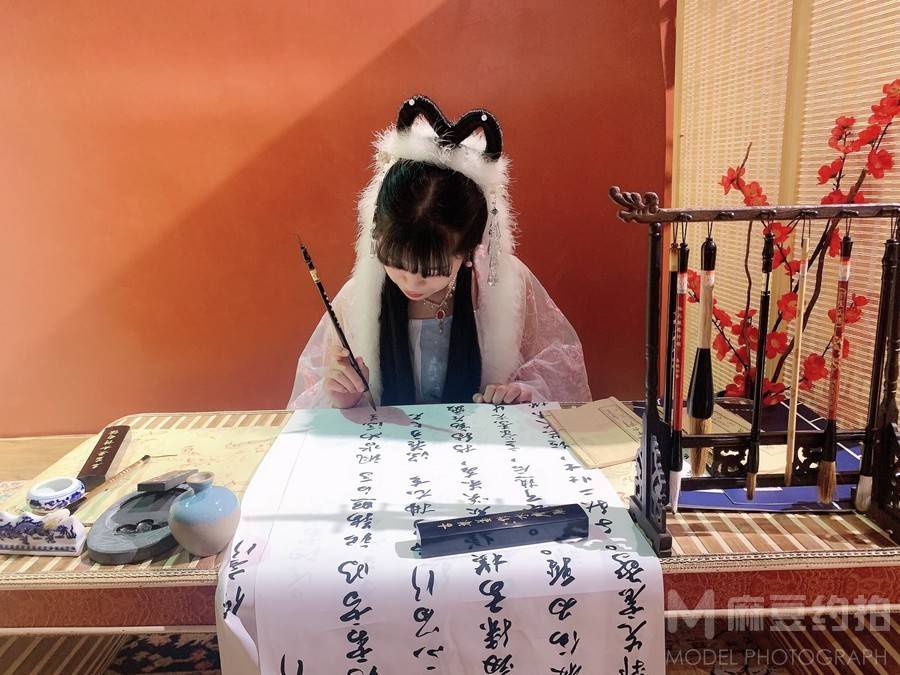 汉服模特