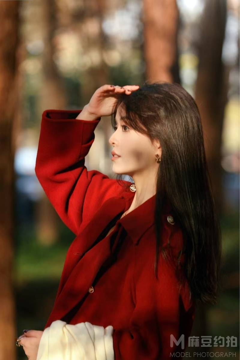宝丽来模特