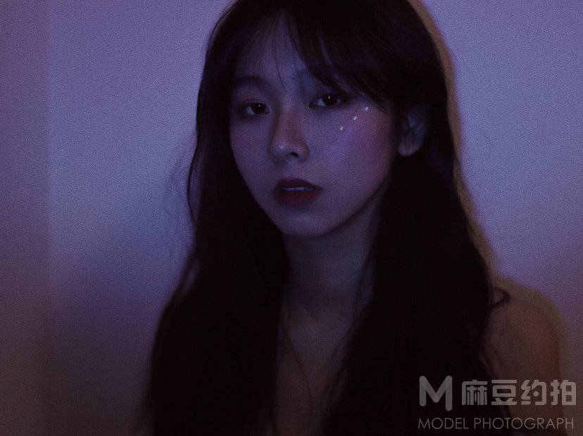 胶片模特