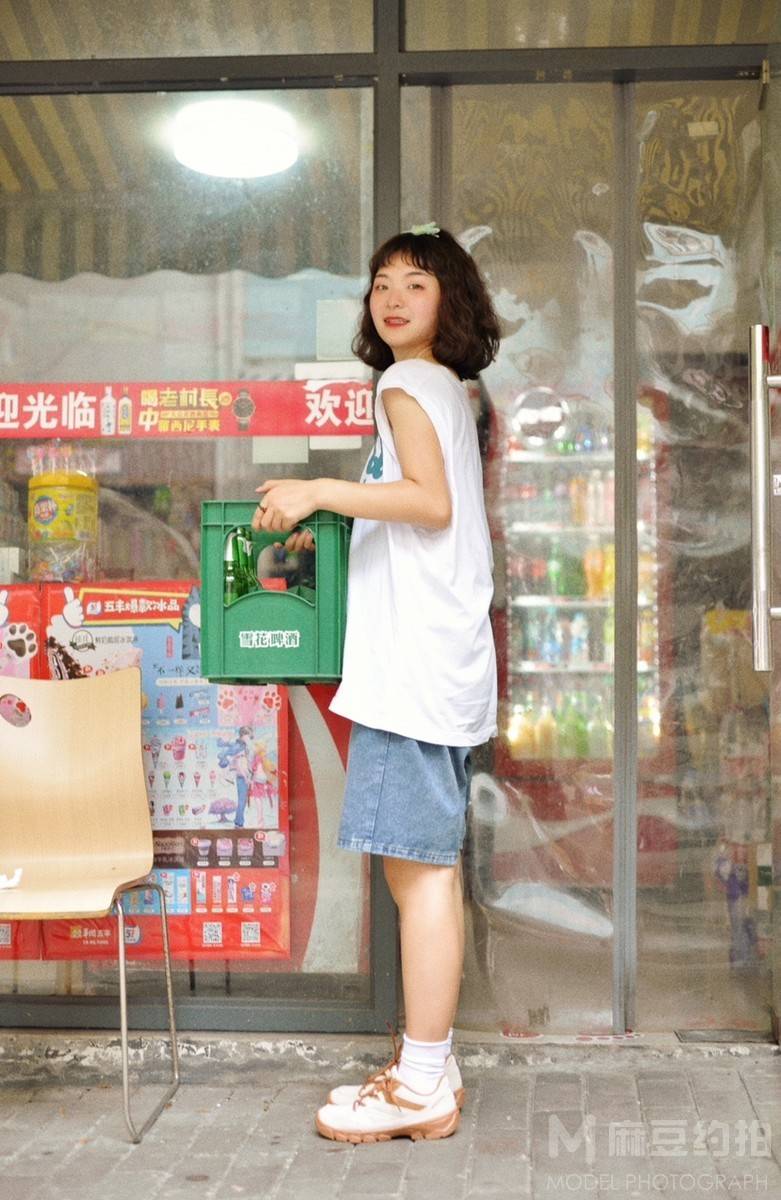 少女模特