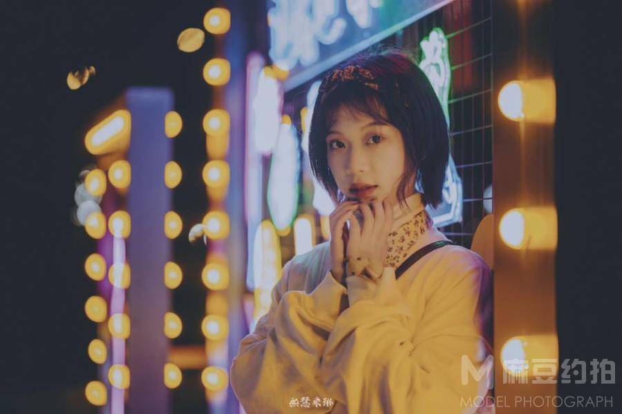 夜景模特