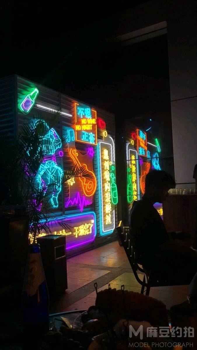 情侣模特
