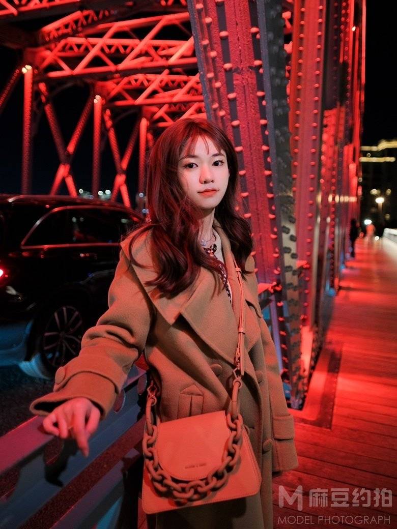 夜景模特