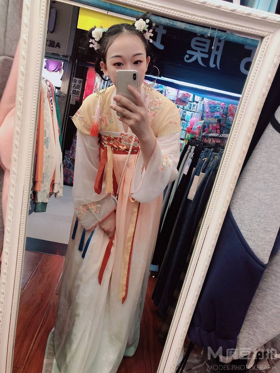 民国模特