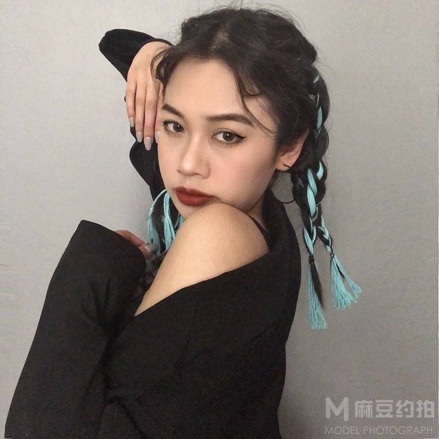 妆容模特