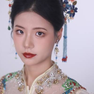 妆容模特
