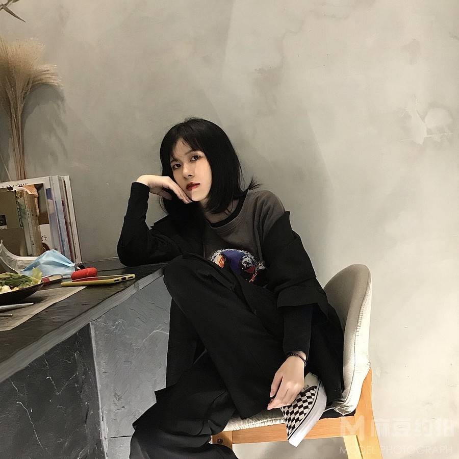 暗黑模特