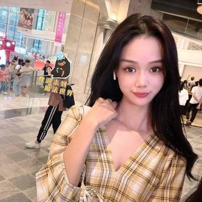 黑白模特