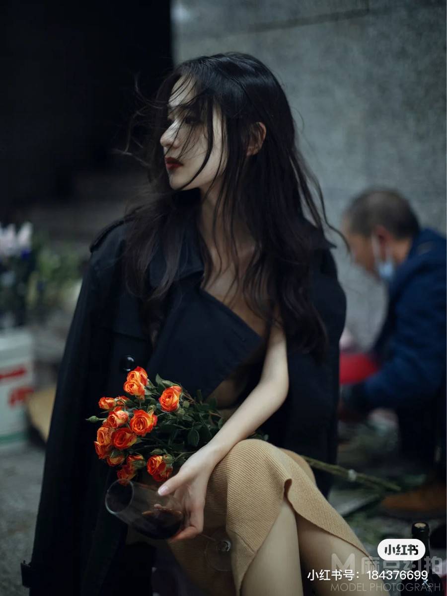 情绪模特