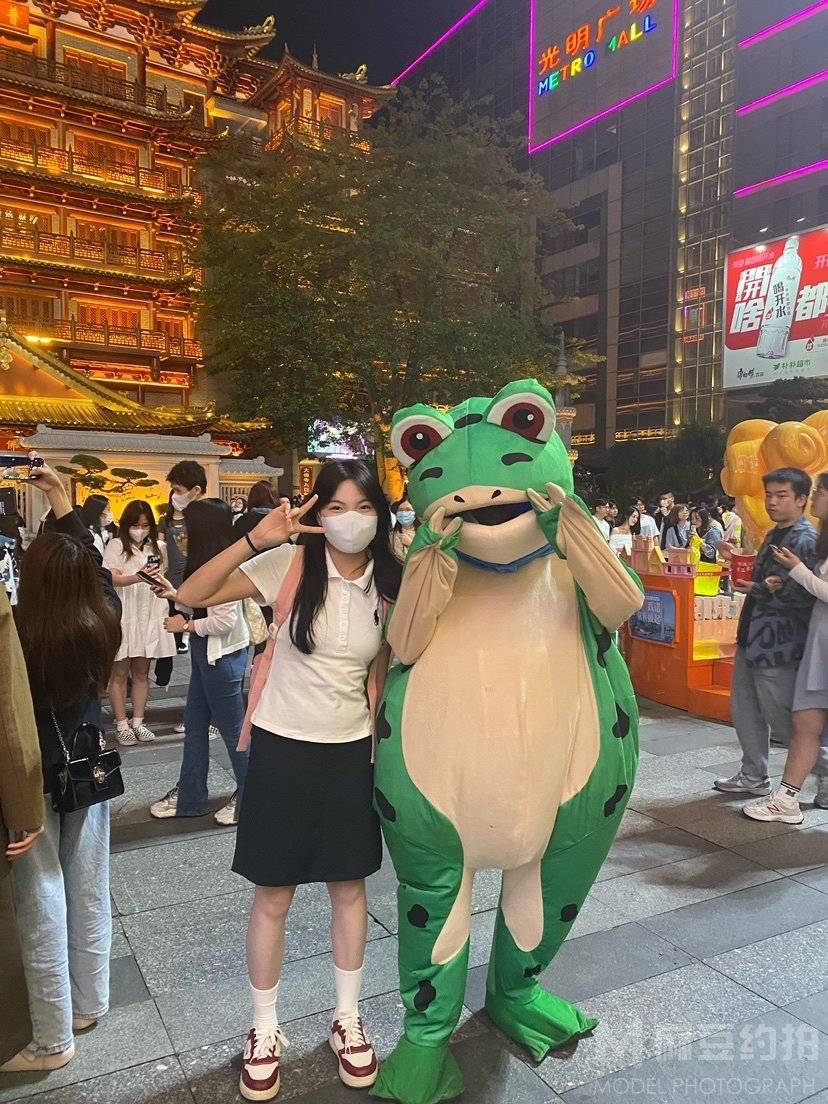 清新模特