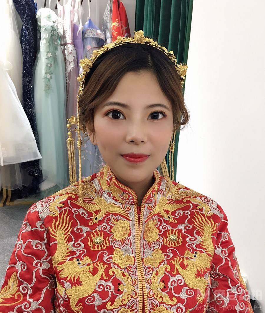 妆容模特