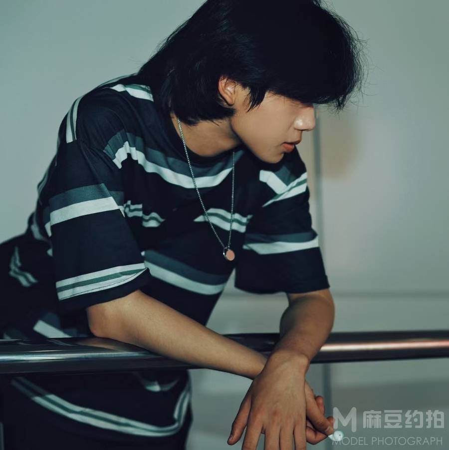 胶片模特