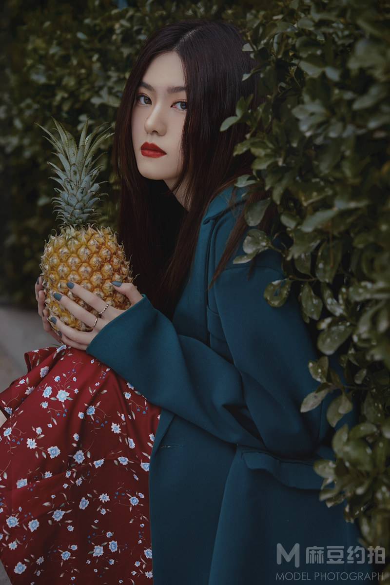 情绪模特