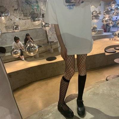 黑白模特
