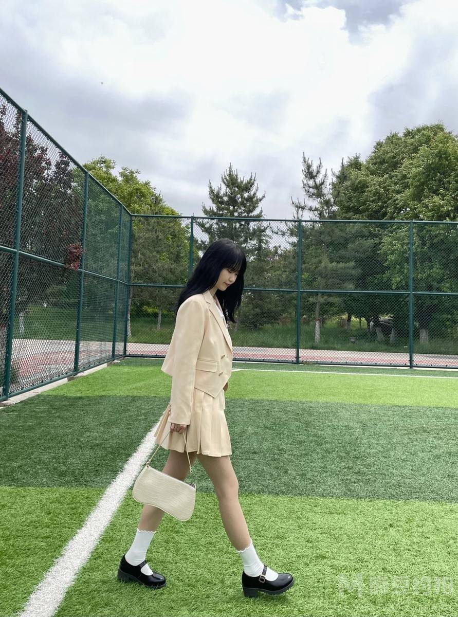 校园模特