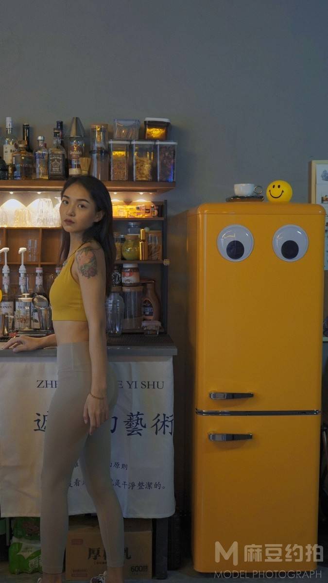 胶片模特