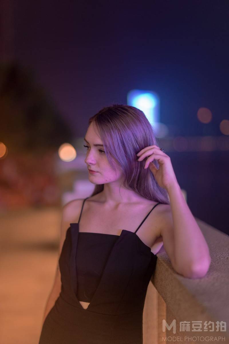 夜景模特