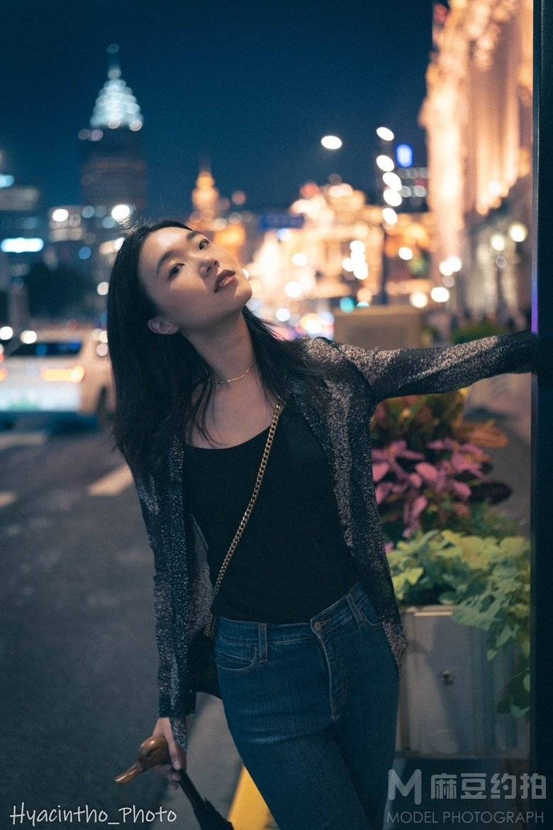 夜景模特