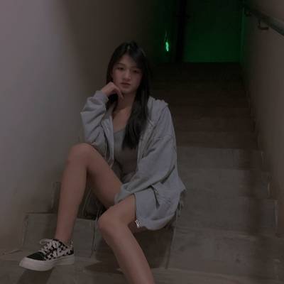 黑白模特