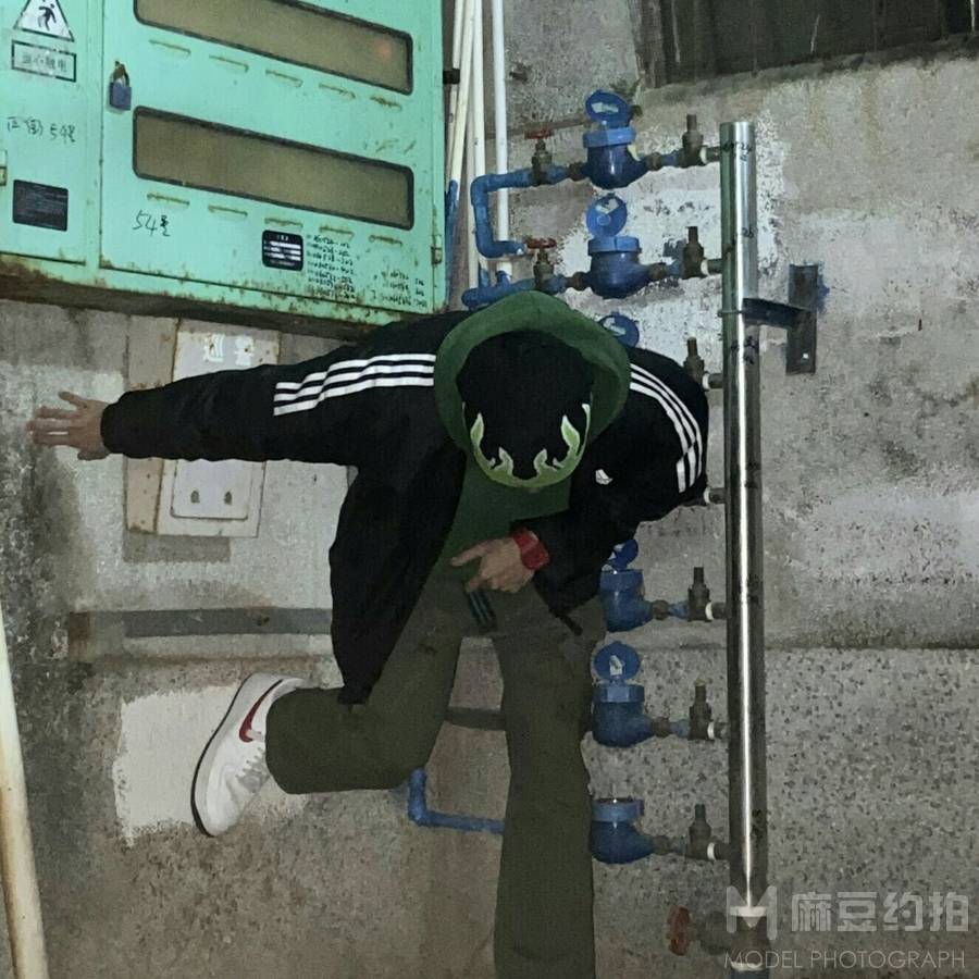 夜景模特
