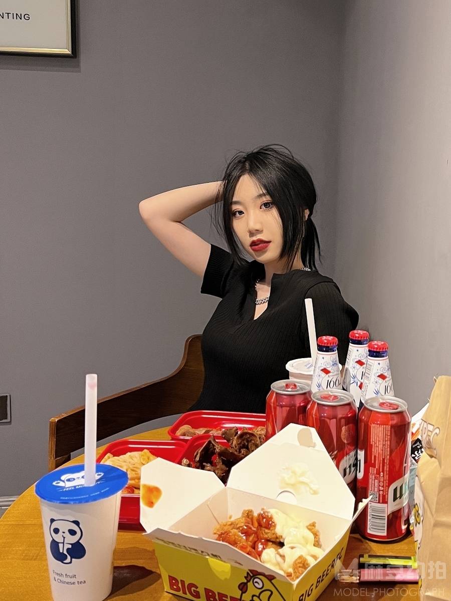 暗黑模特