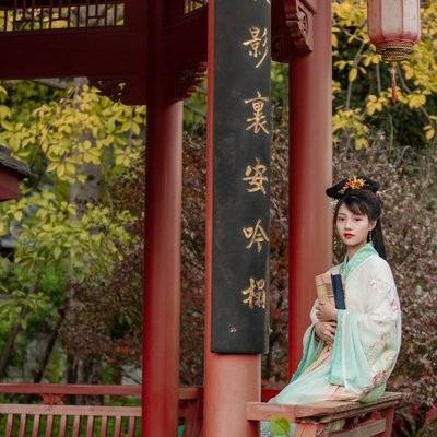 汉服模特